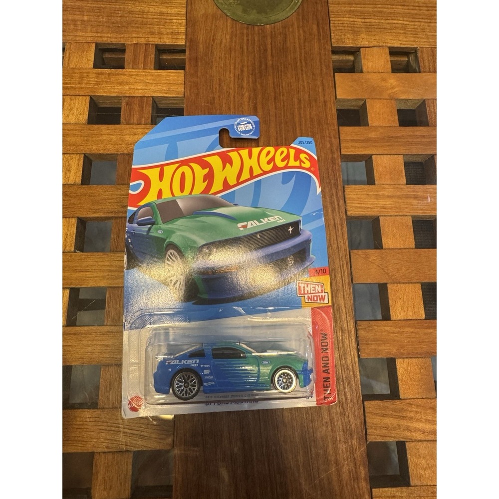 Hot‎ Wheels '07 Ford Mustang Blue #205 - 2023 Then And Now